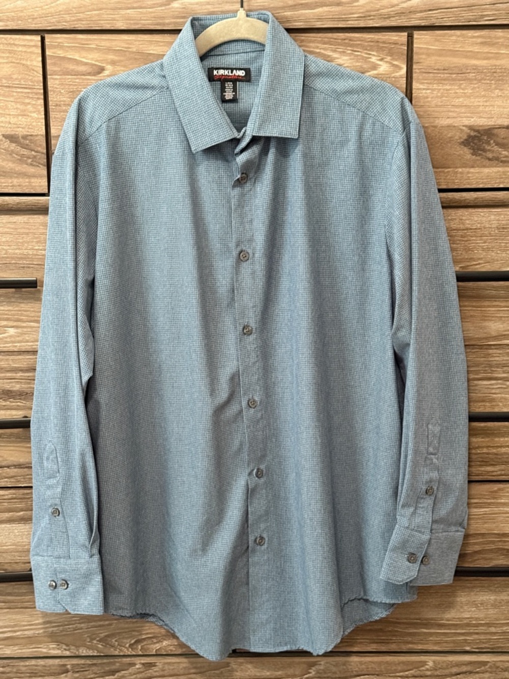 Kirkland Signature Performance Dress Shirt Size Large 16-16.5 32/33 Blue
